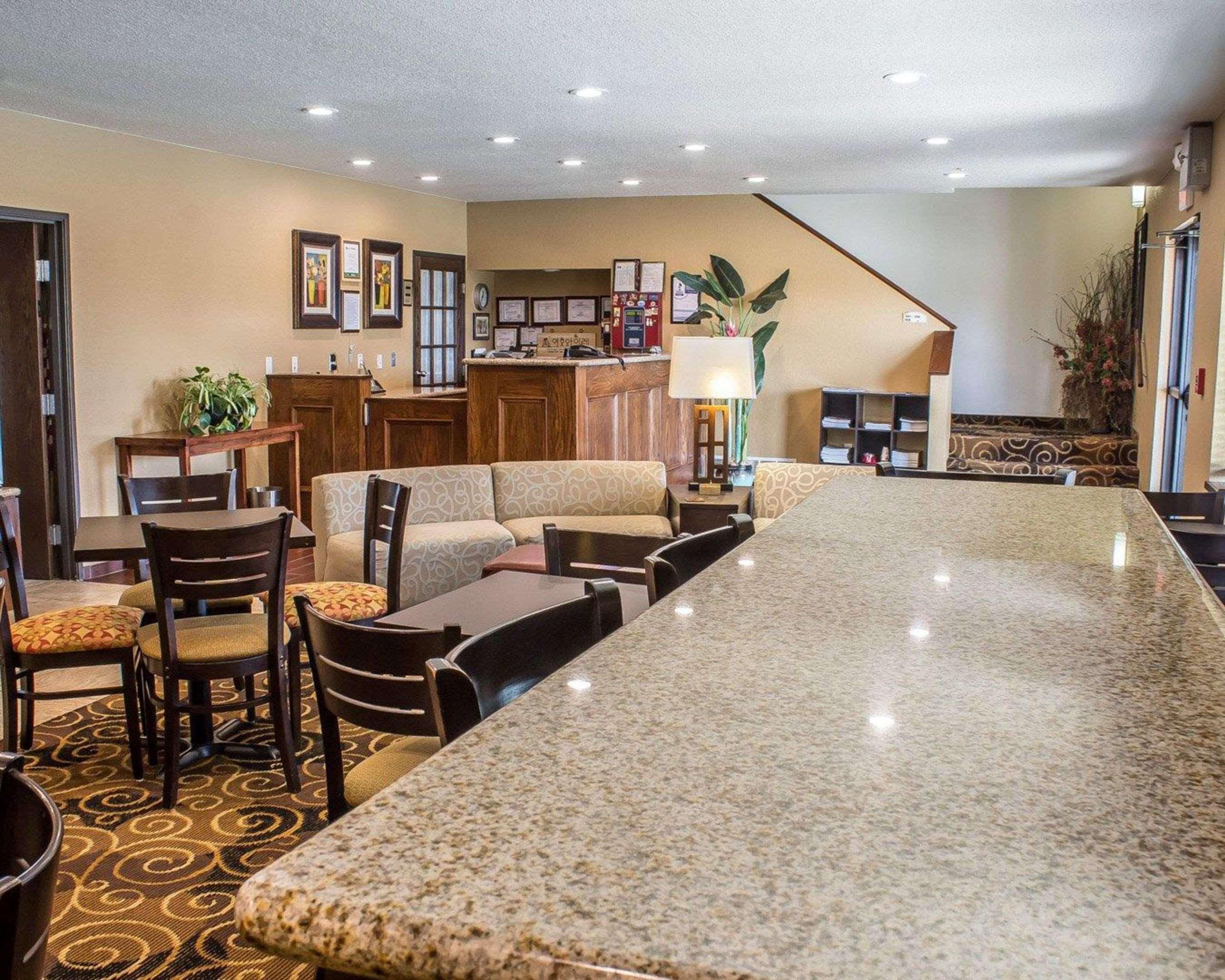 Rodeway Inn & Suites Near Okoboji Lake Milford Eksteriør bilde