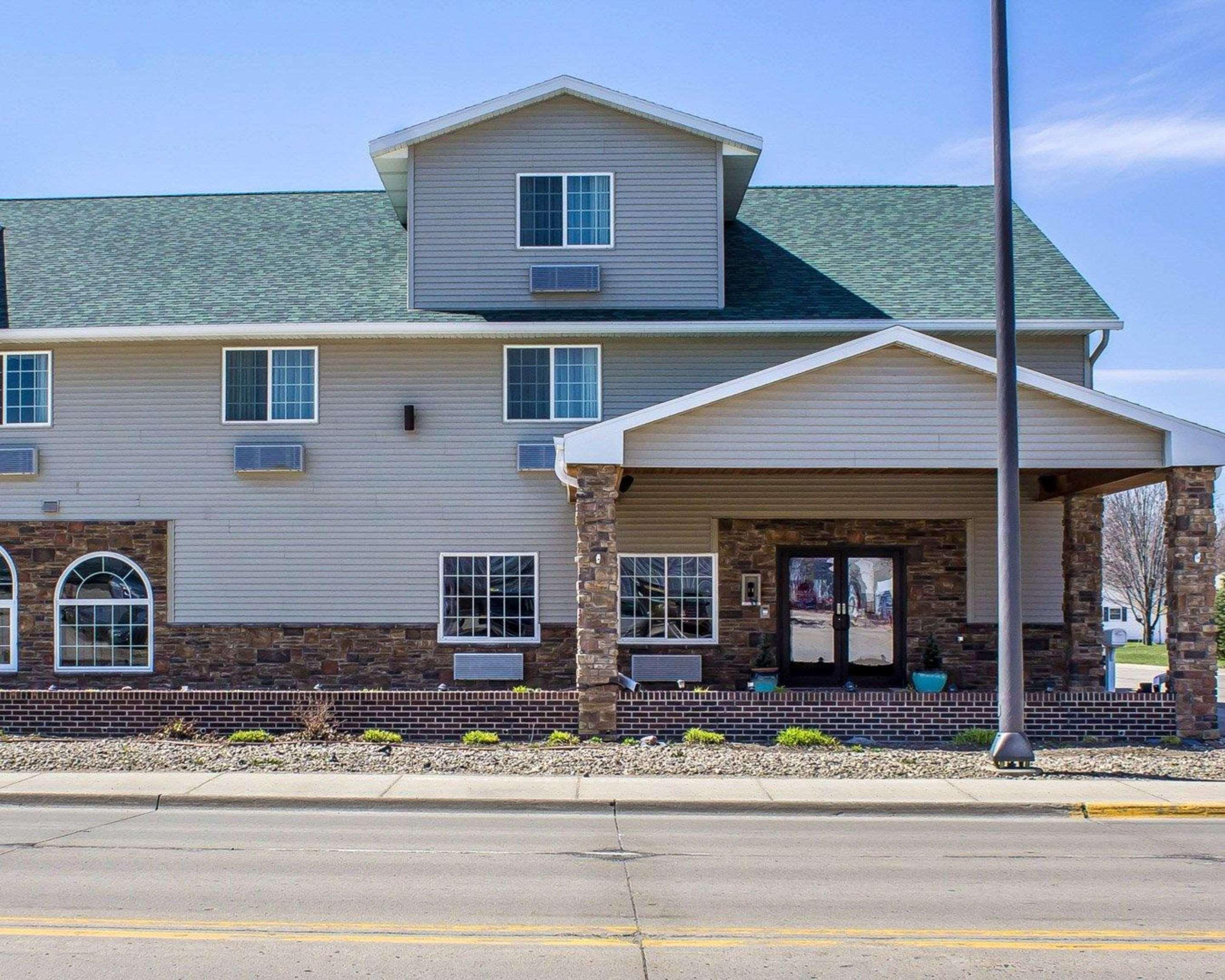 Rodeway Inn & Suites Near Okoboji Lake Milford Eksteriør bilde