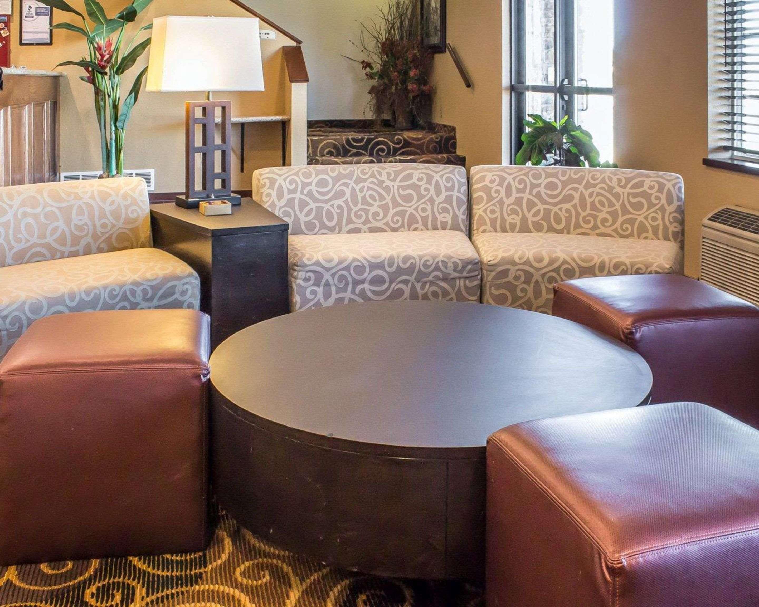 Rodeway Inn & Suites Near Okoboji Lake Milford Eksteriør bilde