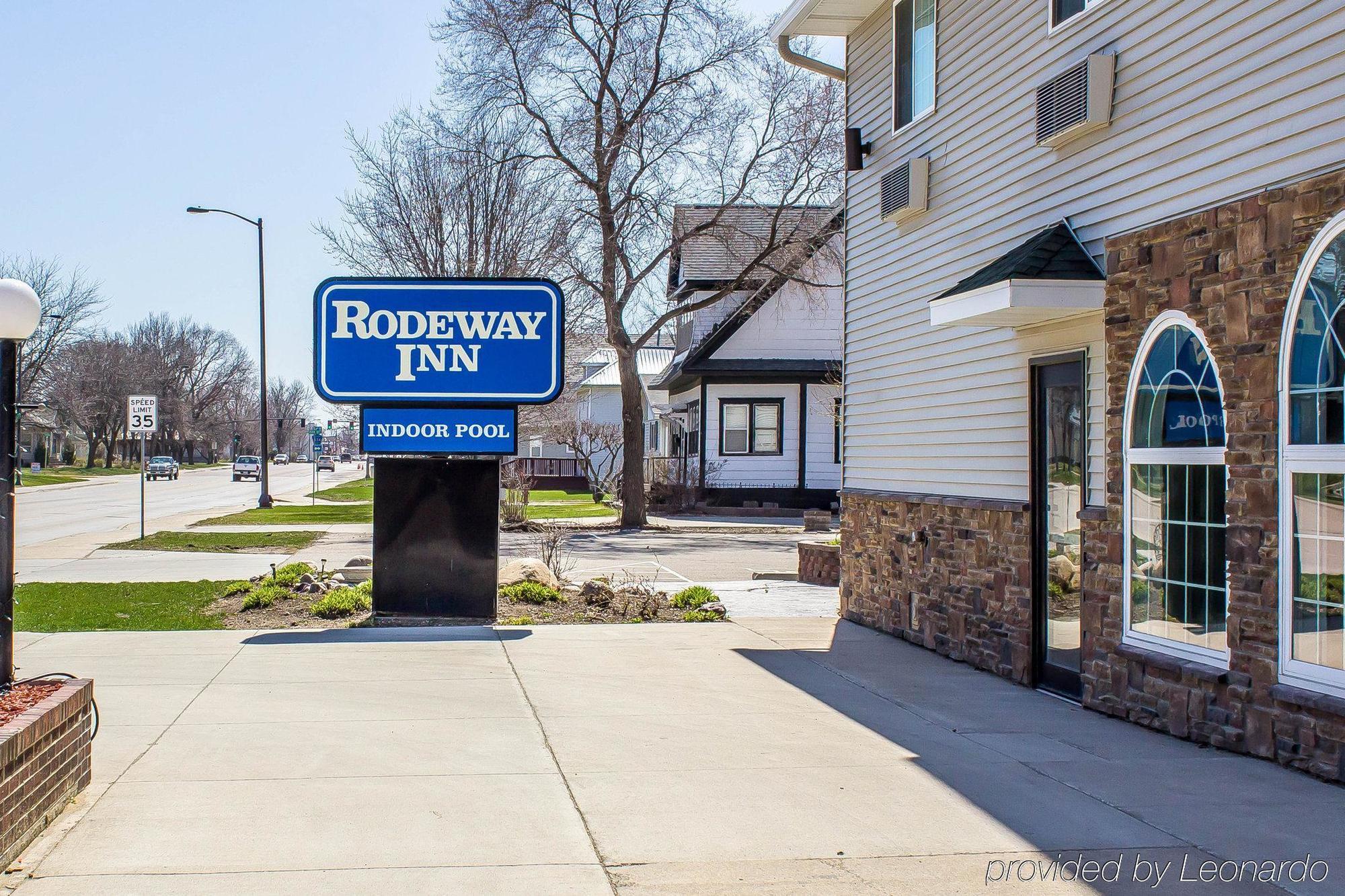 Rodeway Inn & Suites Near Okoboji Lake Milford Eksteriør bilde