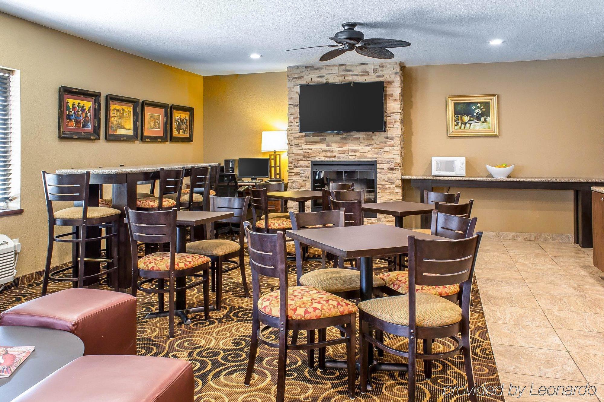 Rodeway Inn & Suites Near Okoboji Lake Milford Eksteriør bilde